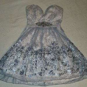 Size XS-0 Homecoming dress